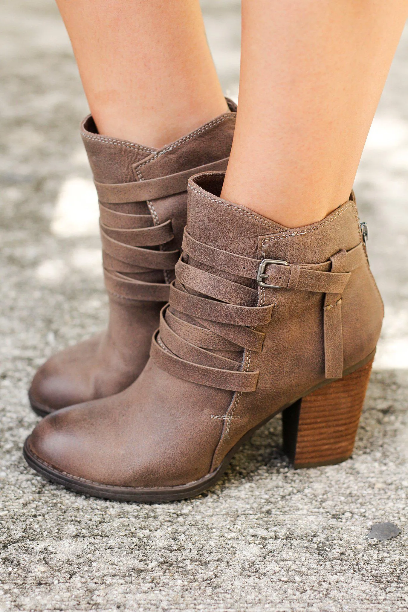 Manto Taupe Booties