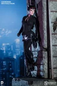 Sideshow Collectibles - DC Comics Sixth Scale Figure - Catwoman