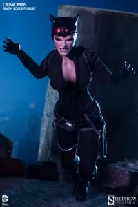 Sideshow Collectibles - DC Comics Sixth Scale Figure - Catwoman