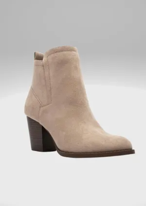Women Stacked Chunky Heel Booties